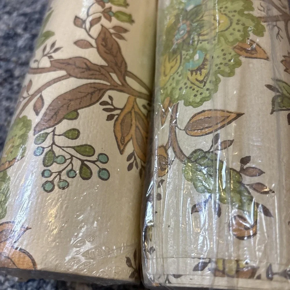 Vintage 1970s Hanging Plant Floral Flowers Wallpaper Double Rolls Set of 2 Green